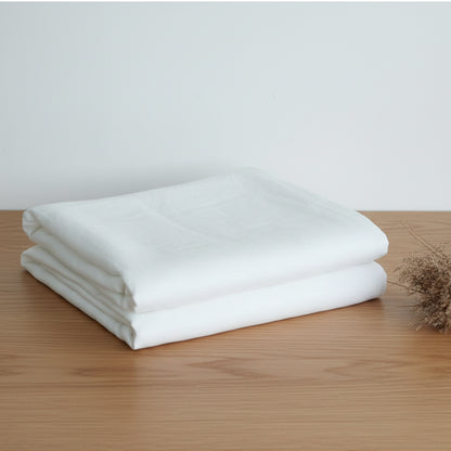 Drap plat lin blanc plié