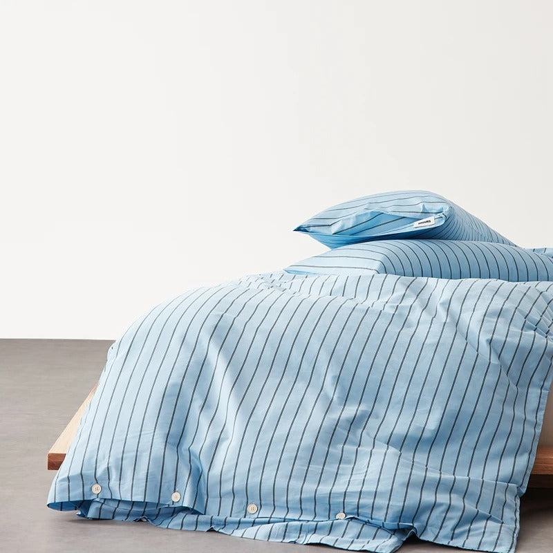 Housse de couette en coton bleu à fines rayures
