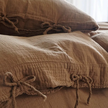 Housse de couette en gaze de coton de couleur caramel avec oreillers