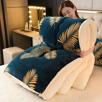 Polaire couverture bleue pliée