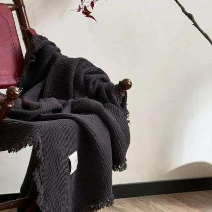 Couverture en coton boho de couleur charbon
