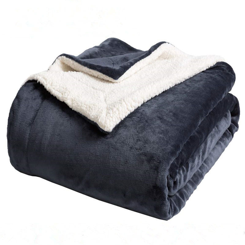 Couverture en polaire sherpa grise