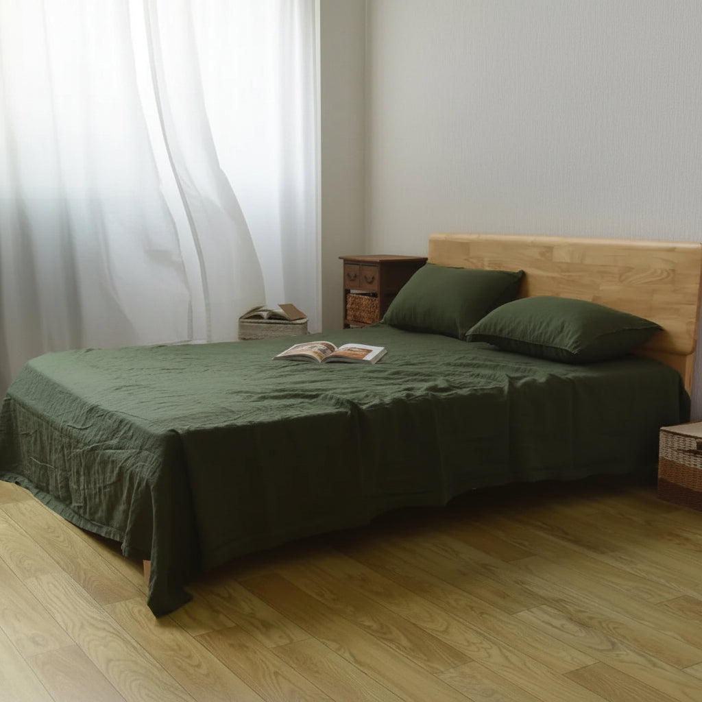 Drap plat en lin vert lit
