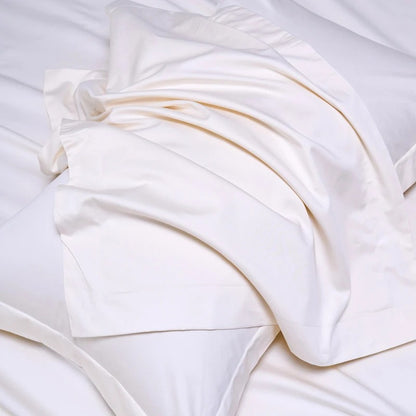 Drap satin blanc ivoire en coton