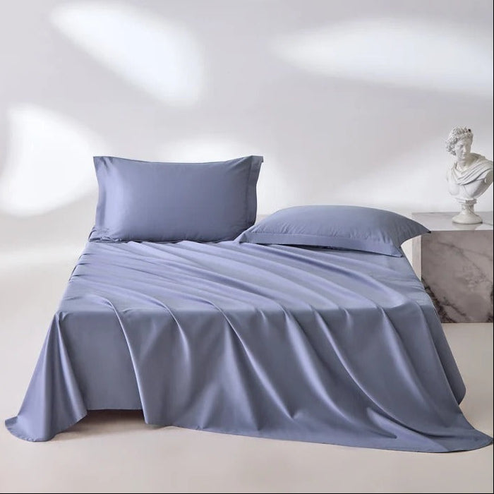 Draps en satin bleu