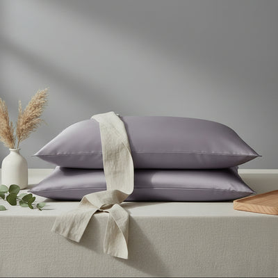 Housse pour oreiller grise